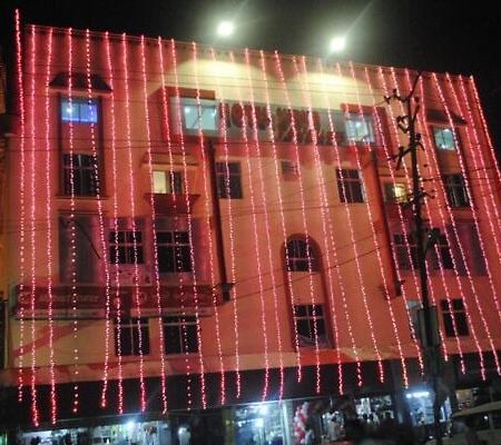 Hotel Surya Jumri Tilaiya Kültér fotó